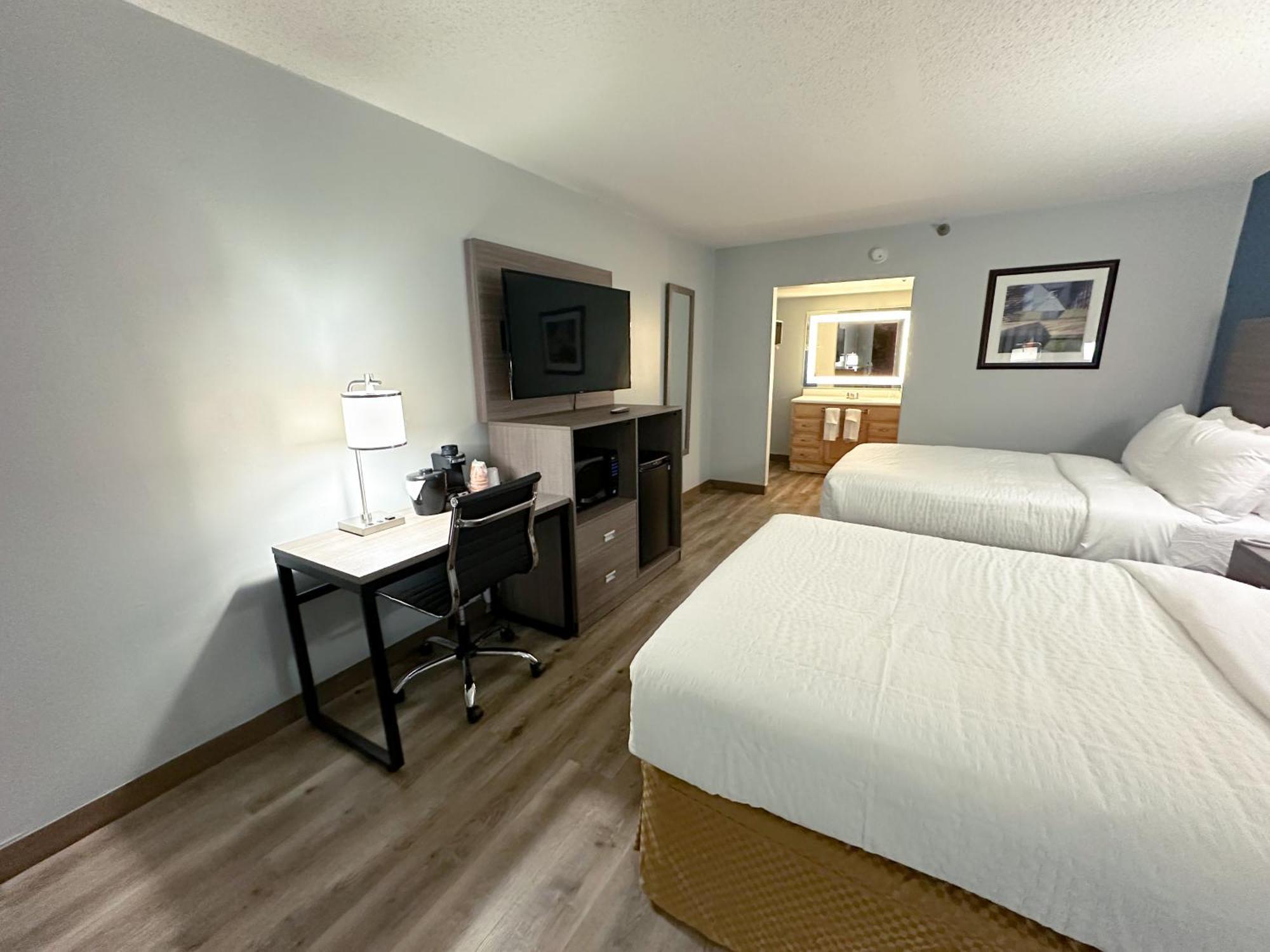 Clarion Inn Fort Collins Exteriör bild